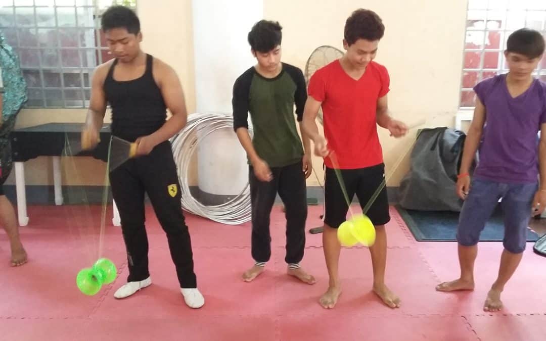 Student performers learning Diabolo at Phare Circus