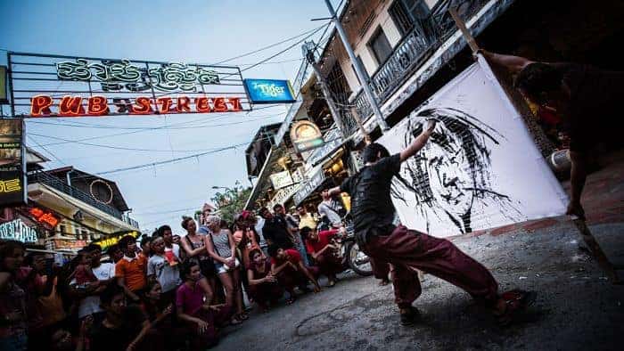 Phare Circus live painting performance at Pub Street, Siem Reap