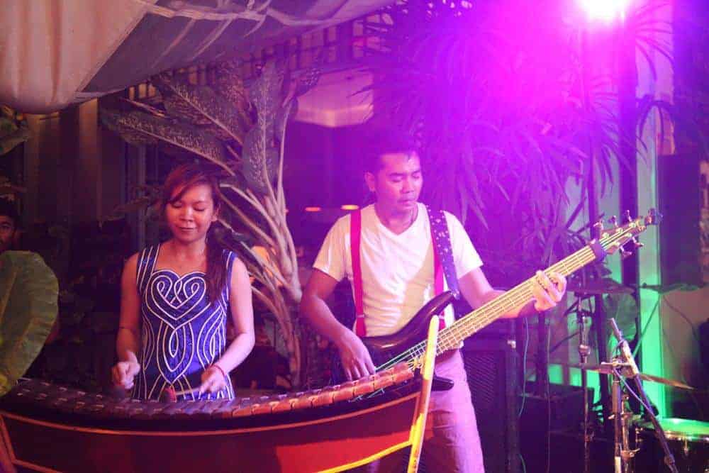 Phare Band live performance at Red Fox Espresso, Kandal Village, base guitar and Roneat players