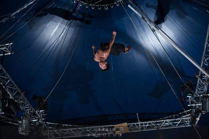 Phare Circus acrobat vaulted from teterboard