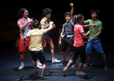 Phare Circus show "Chills": performers in student costume scramble to prepare and fight the ghosts