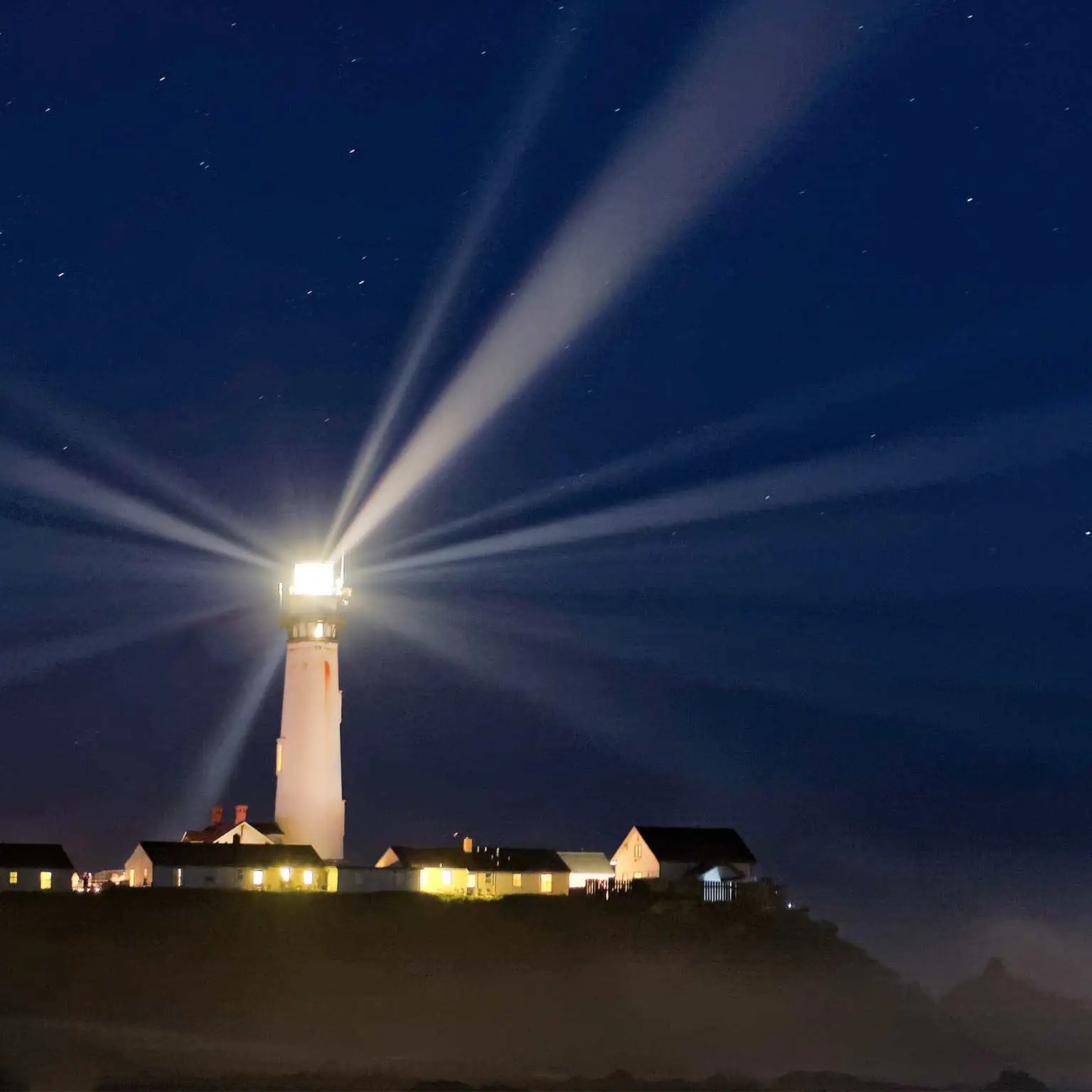 Phare - lighthouse - beacon of light